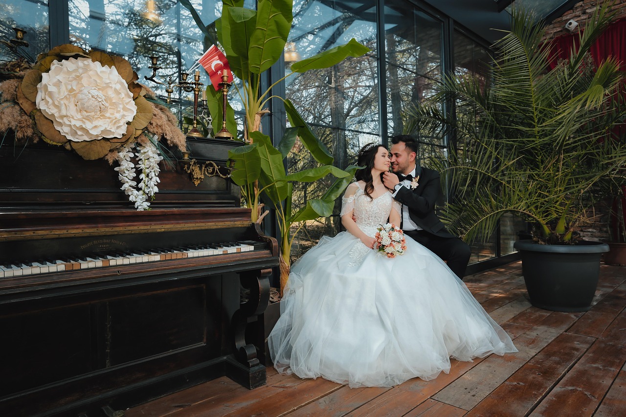 Natural and Classic Photography for My Wedding